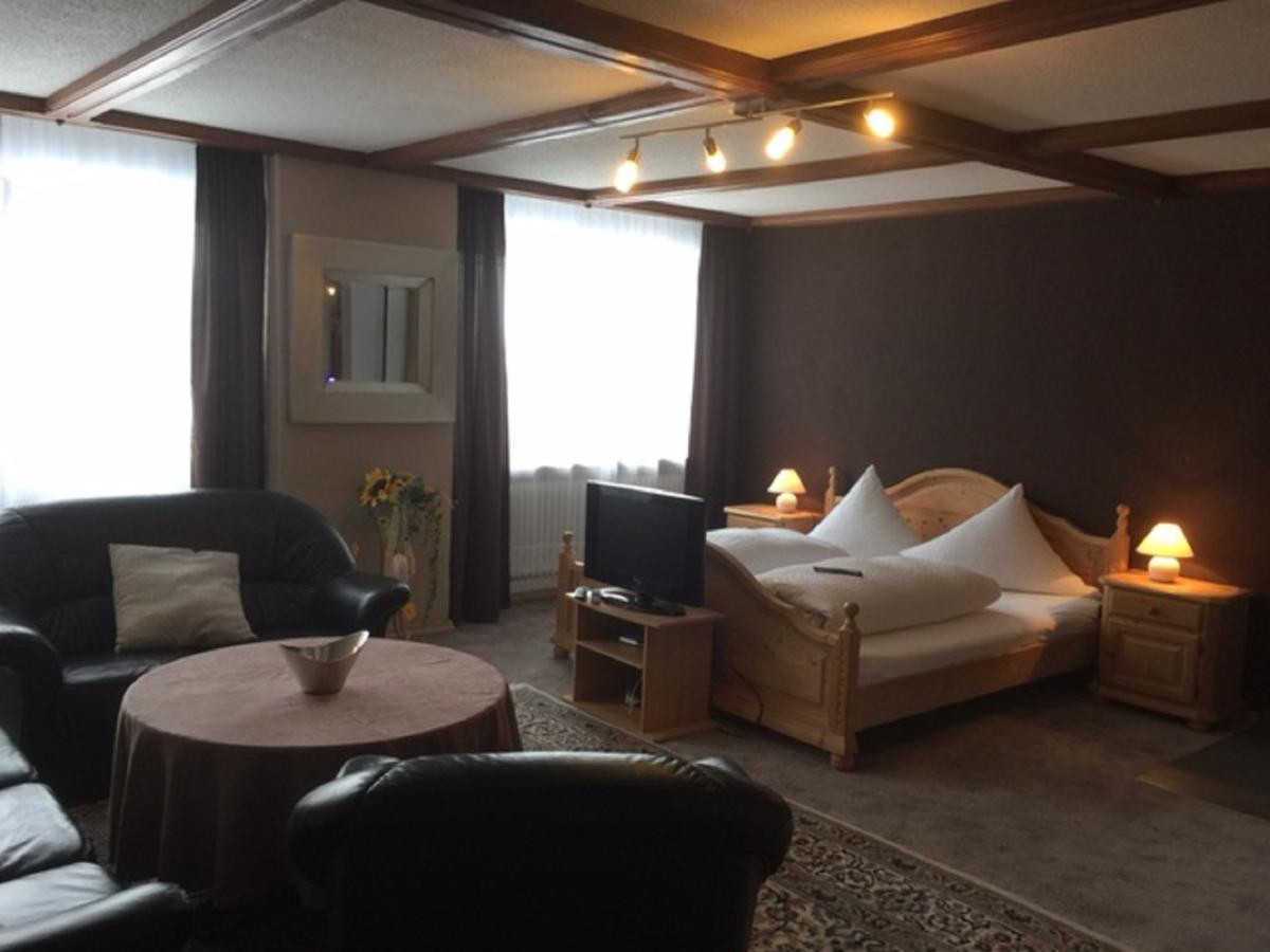 Landhaus Am Forst - Apartments باد ألكسندرباد المظهر الخارجي الصورة